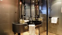  AA Absolute -  Twin Cabin Bath